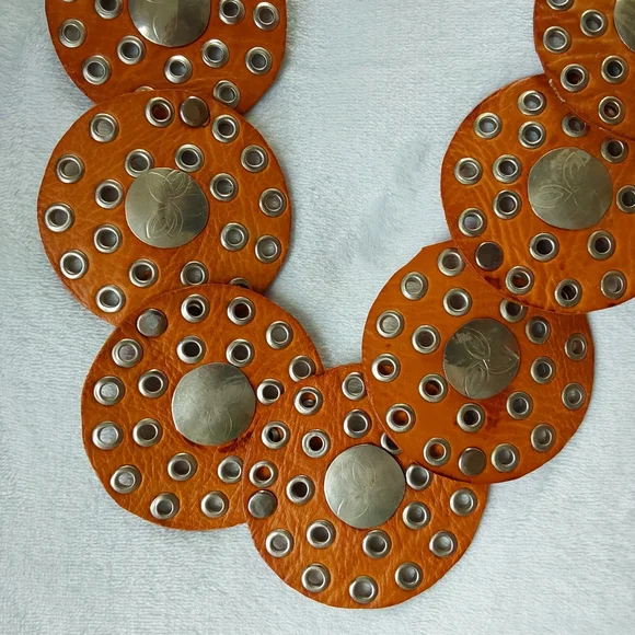 Vintage Silver and Brown Patterned Belt - Picture 2 of 3